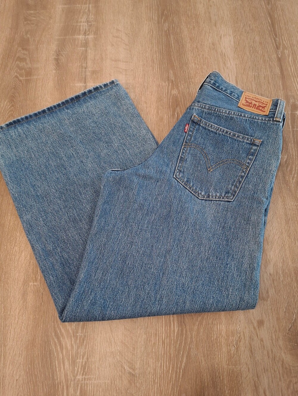 Levi's '94 Baggy Wide Leg Jeans Women's 30x31 Medium Blue Wash